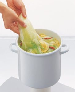 おすすめの漬物容器23選｜自宅で美味しい自家製漬物が作れるおしゃれな