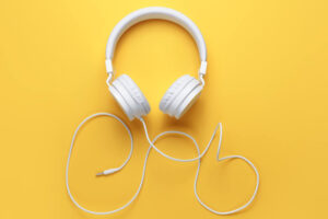耳が痛くならないヘッドホンならこれ!心地よい付け心地で音楽を楽しめる最強おすすめヘッドホン20選