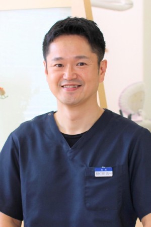 MANITA dental clinic（間仁田歯科医院）の院長の画像